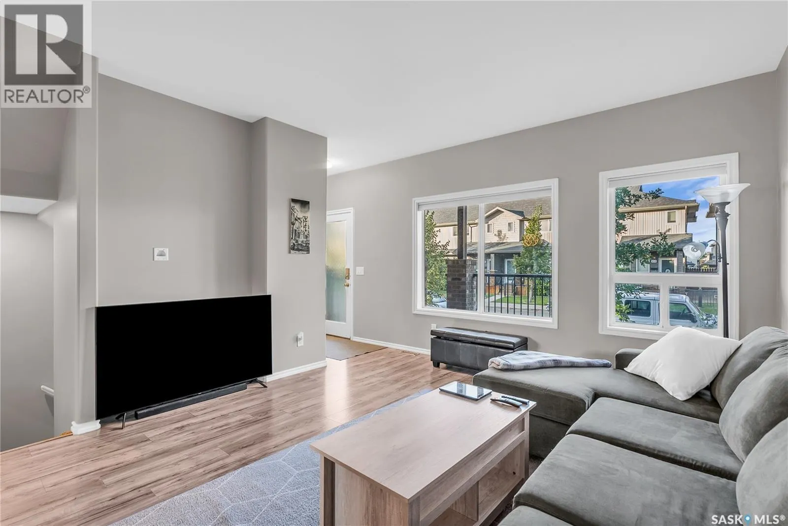 343 Willowgrove LANE