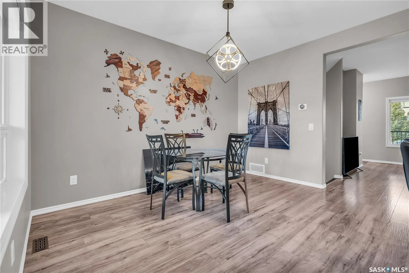 343 Willowgrove LANE