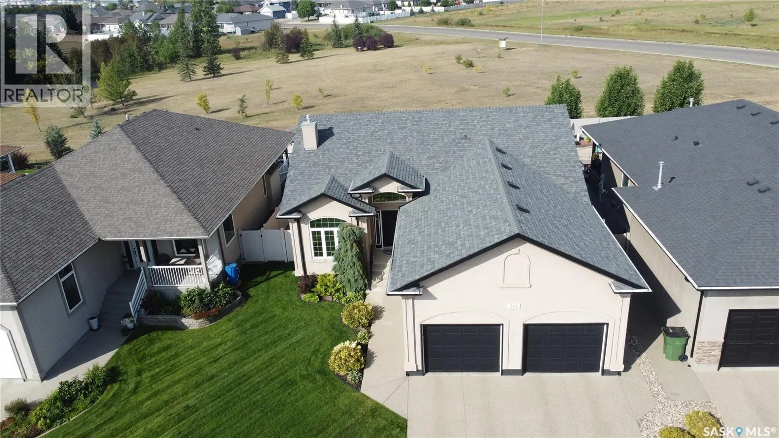 215 Calypso DRIVE