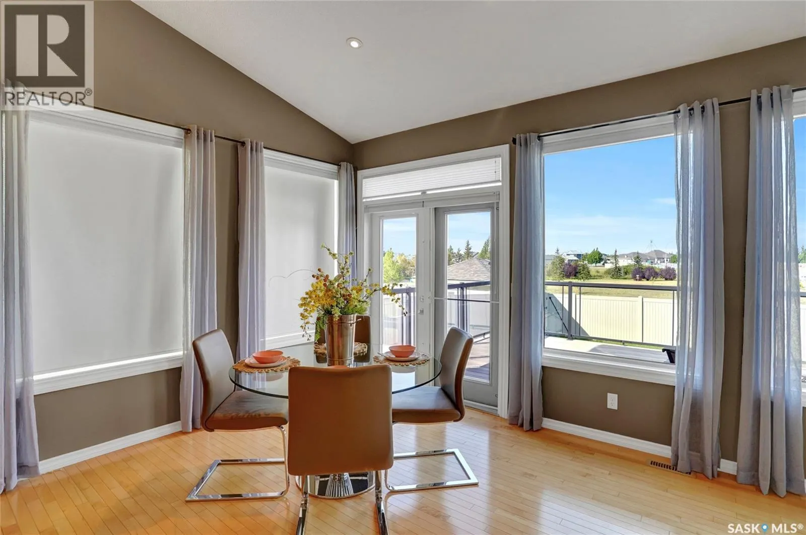 215 Calypso DRIVE