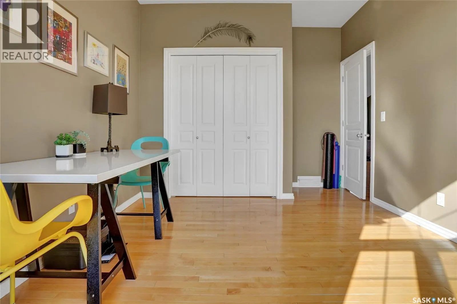 215 Calypso DRIVE