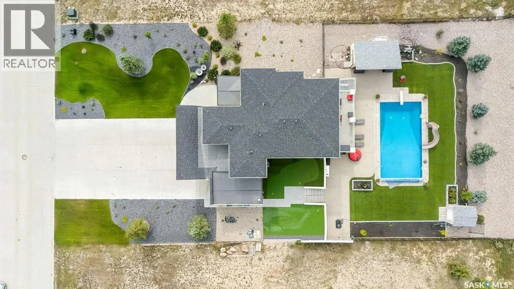 309 Spruce Creek CRESCENT