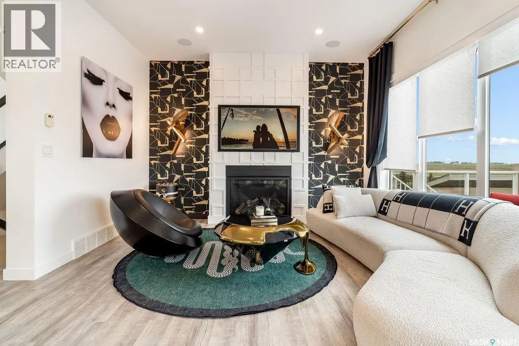 309 Spruce Creek CRESCENT