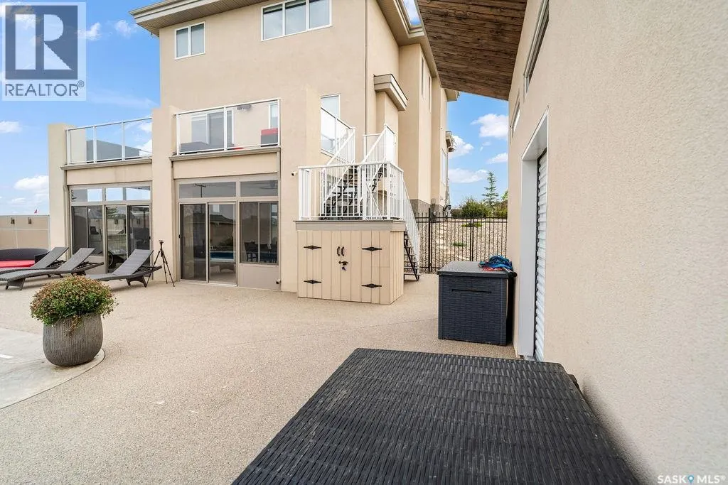 309 Spruce Creek CRESCENT