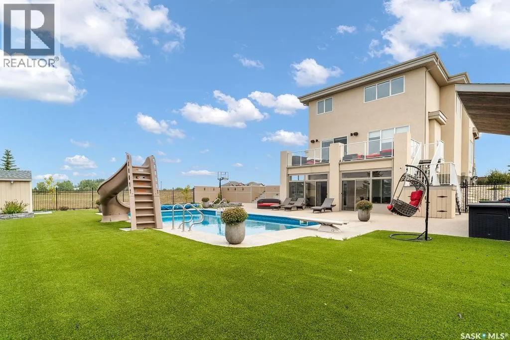 309 Spruce Creek CRESCENT