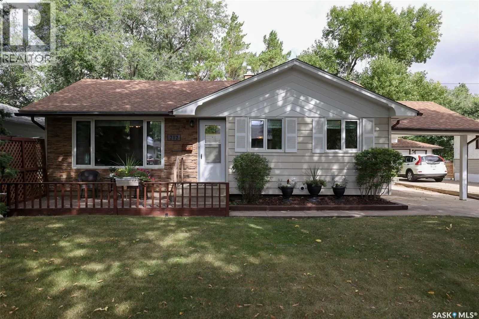 212 Shannon ROAD