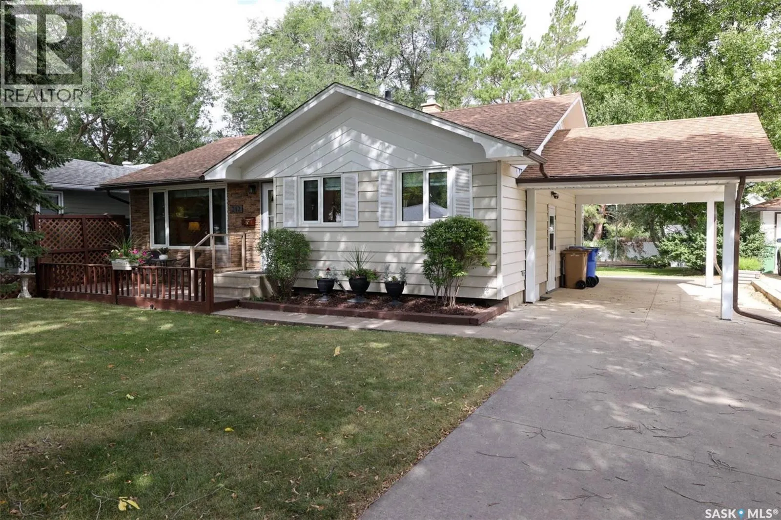 212 Shannon ROAD