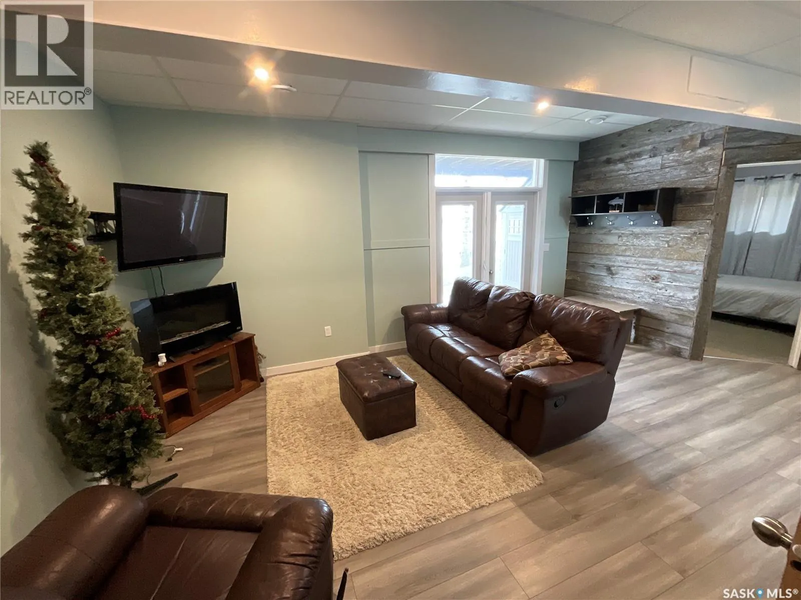 3829 First Point Beach Drive