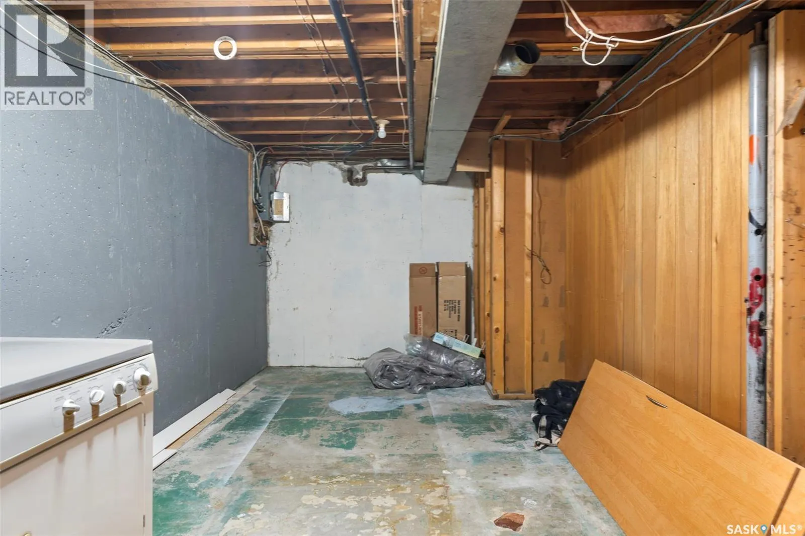 2914 33rd STREET W