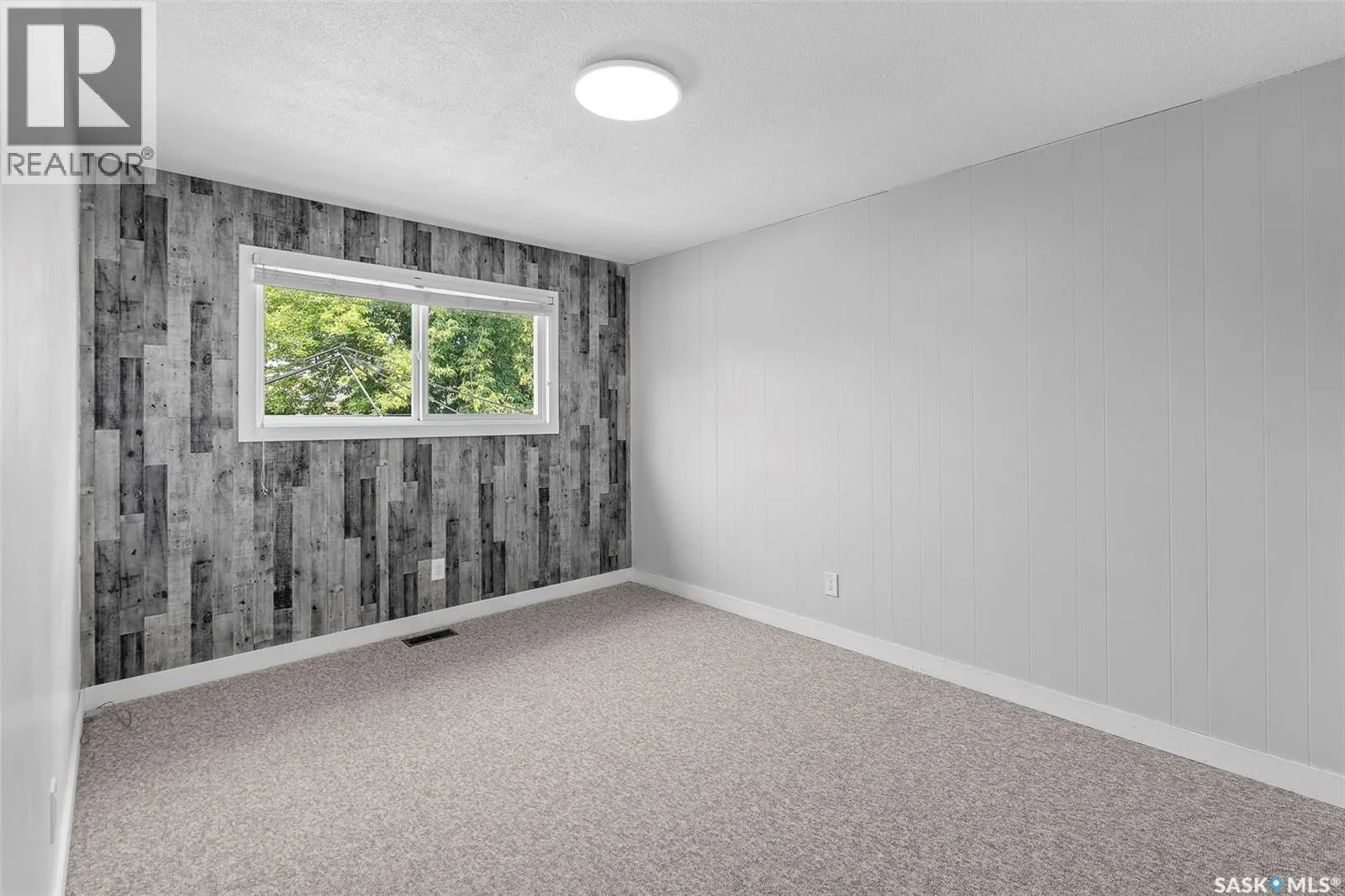 2914 33rd STREET W