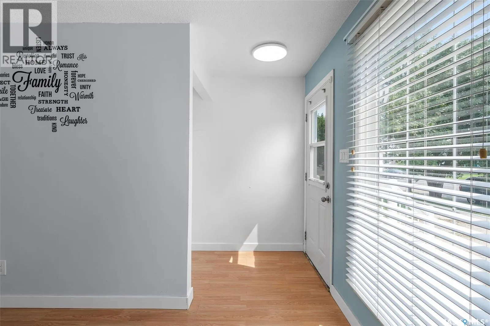 2914 33rd STREET W