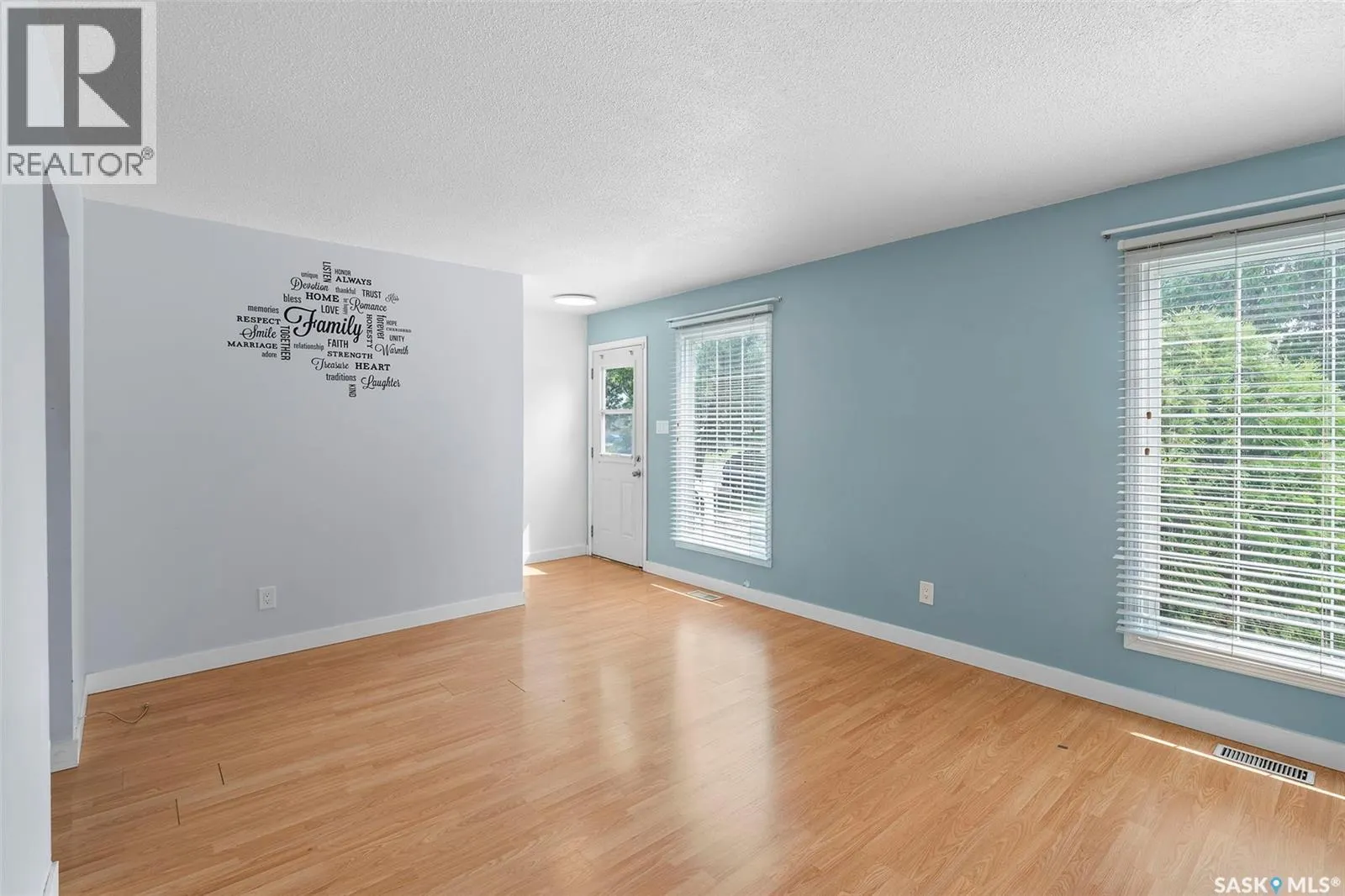 2914 33rd STREET W