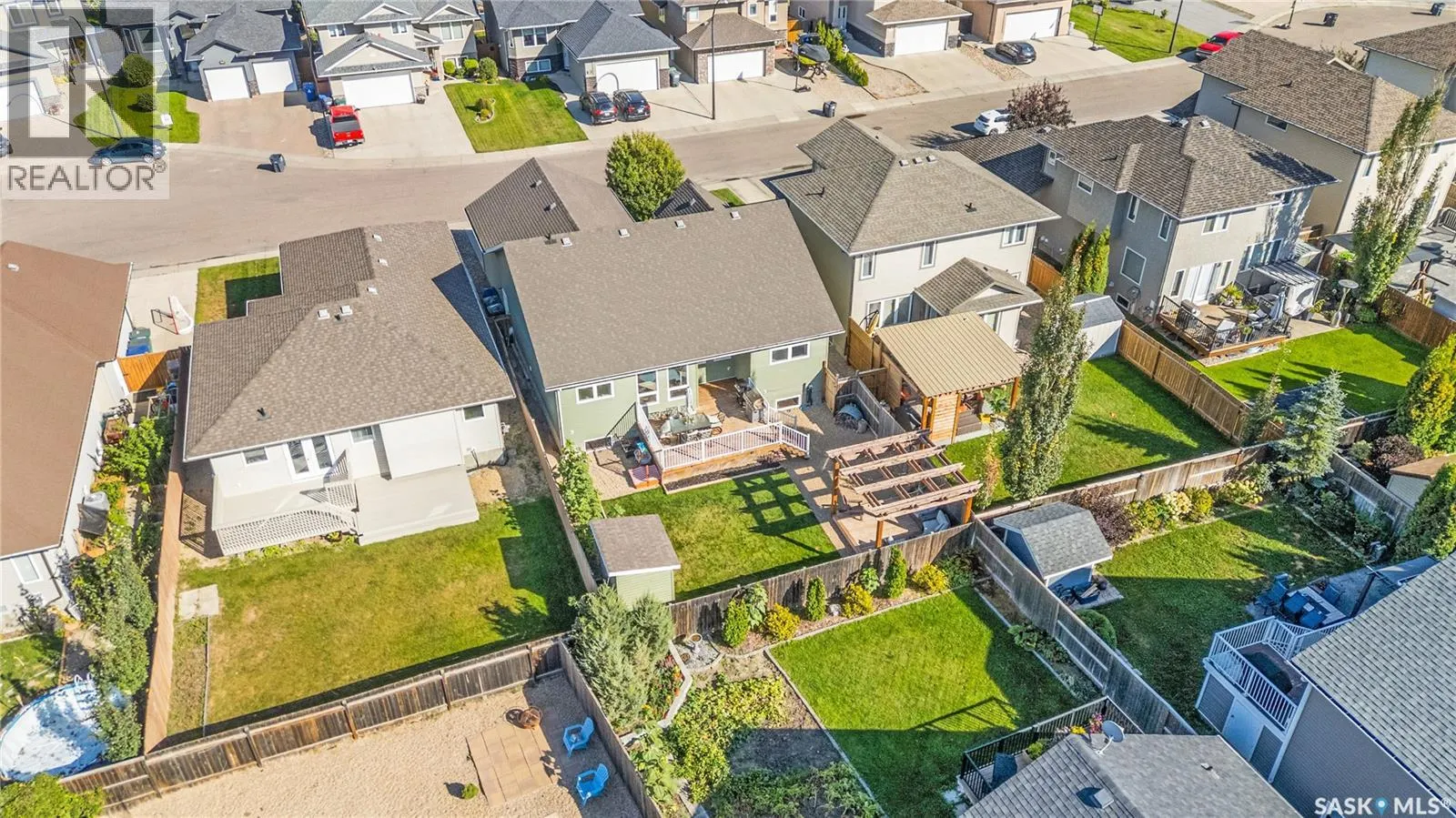 527 Allwood MANOR