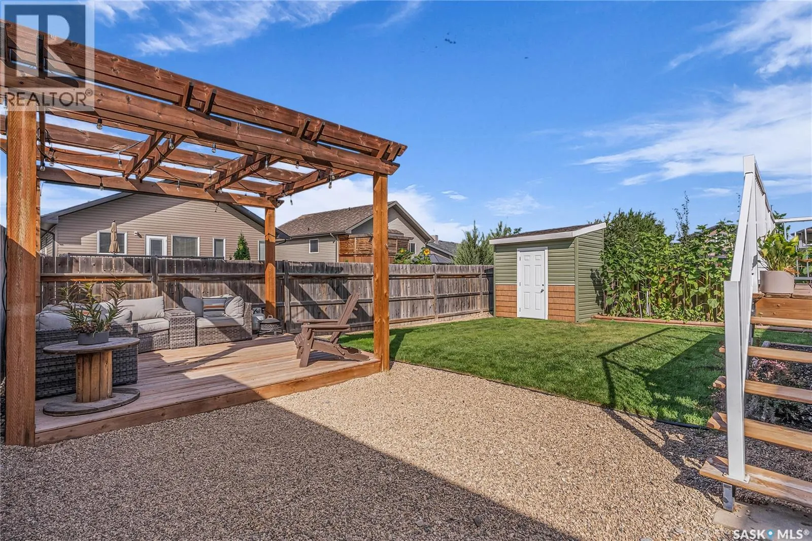 527 Allwood MANOR