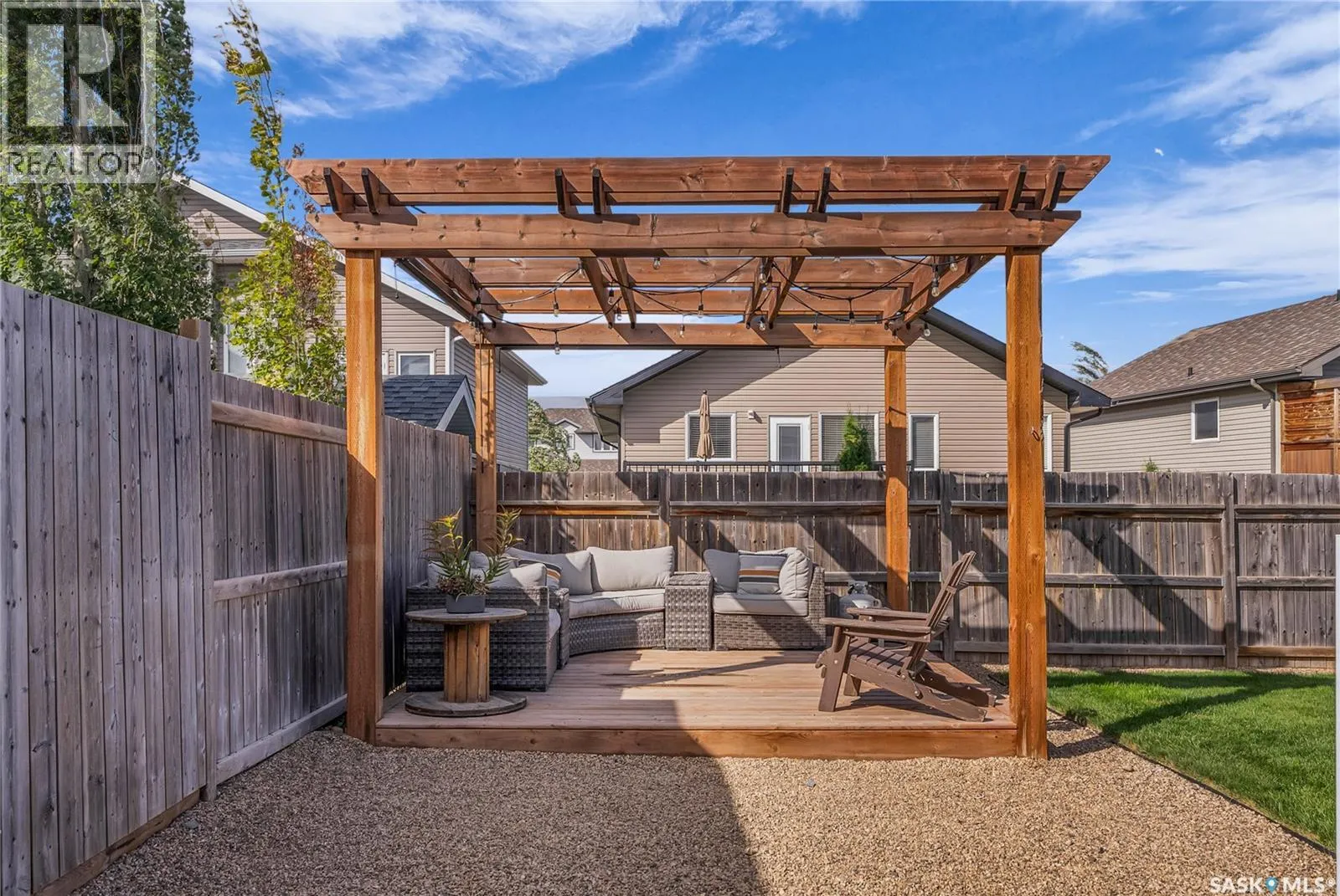 527 Allwood MANOR