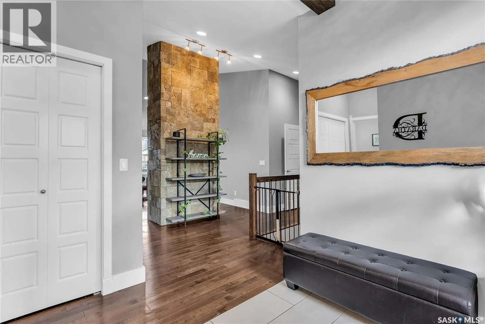 527 Allwood MANOR