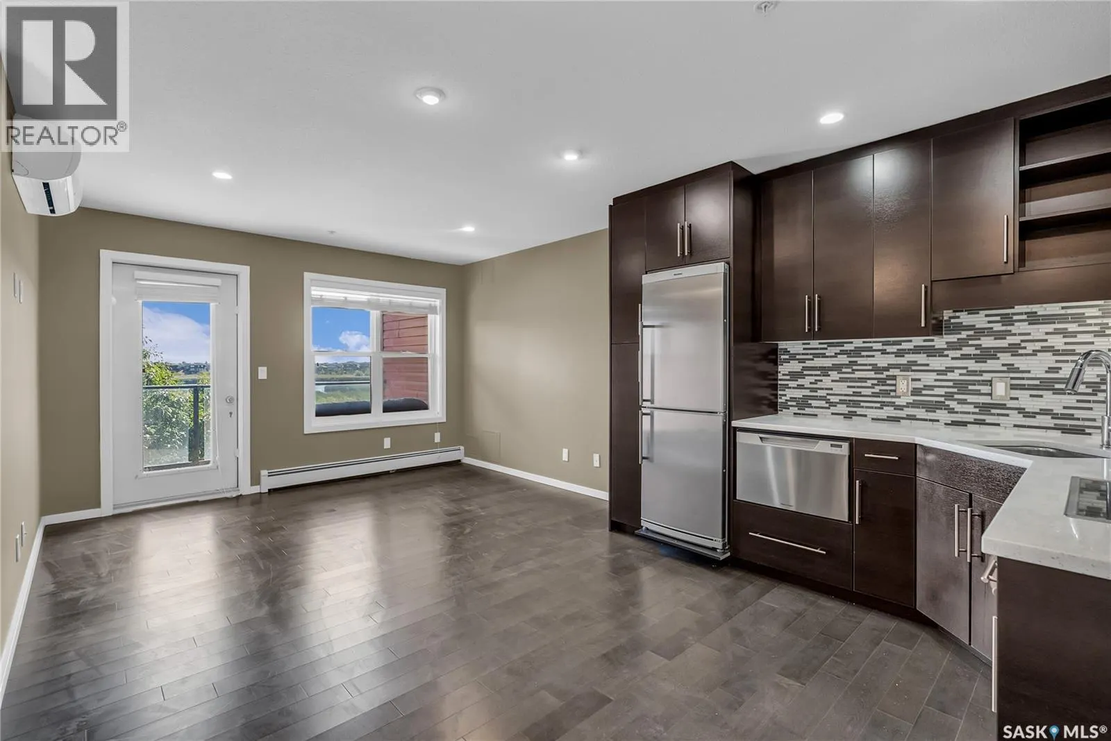 311 230 Slimmon ROAD