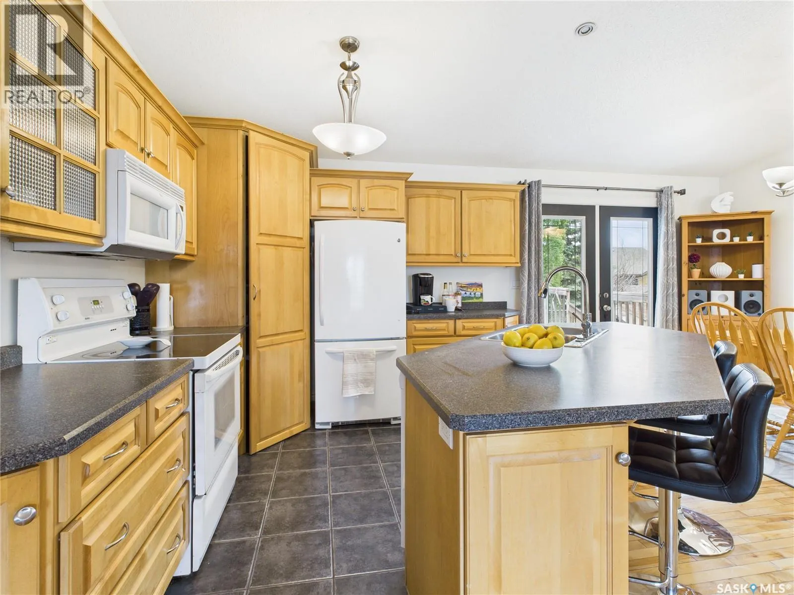 615 CASEY ROAD