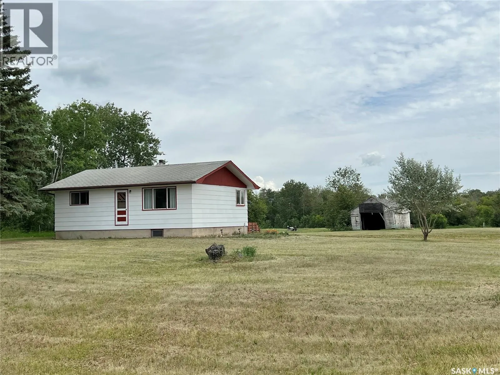Hill Acreage