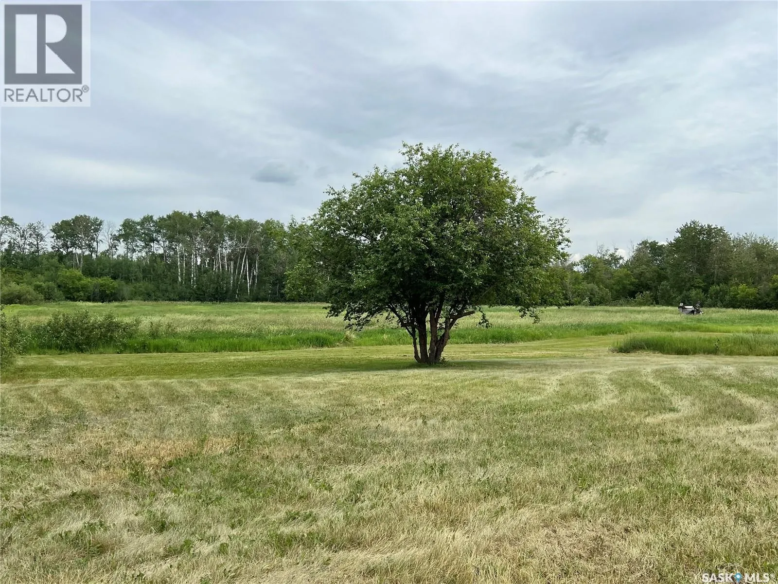 Hill Acreage