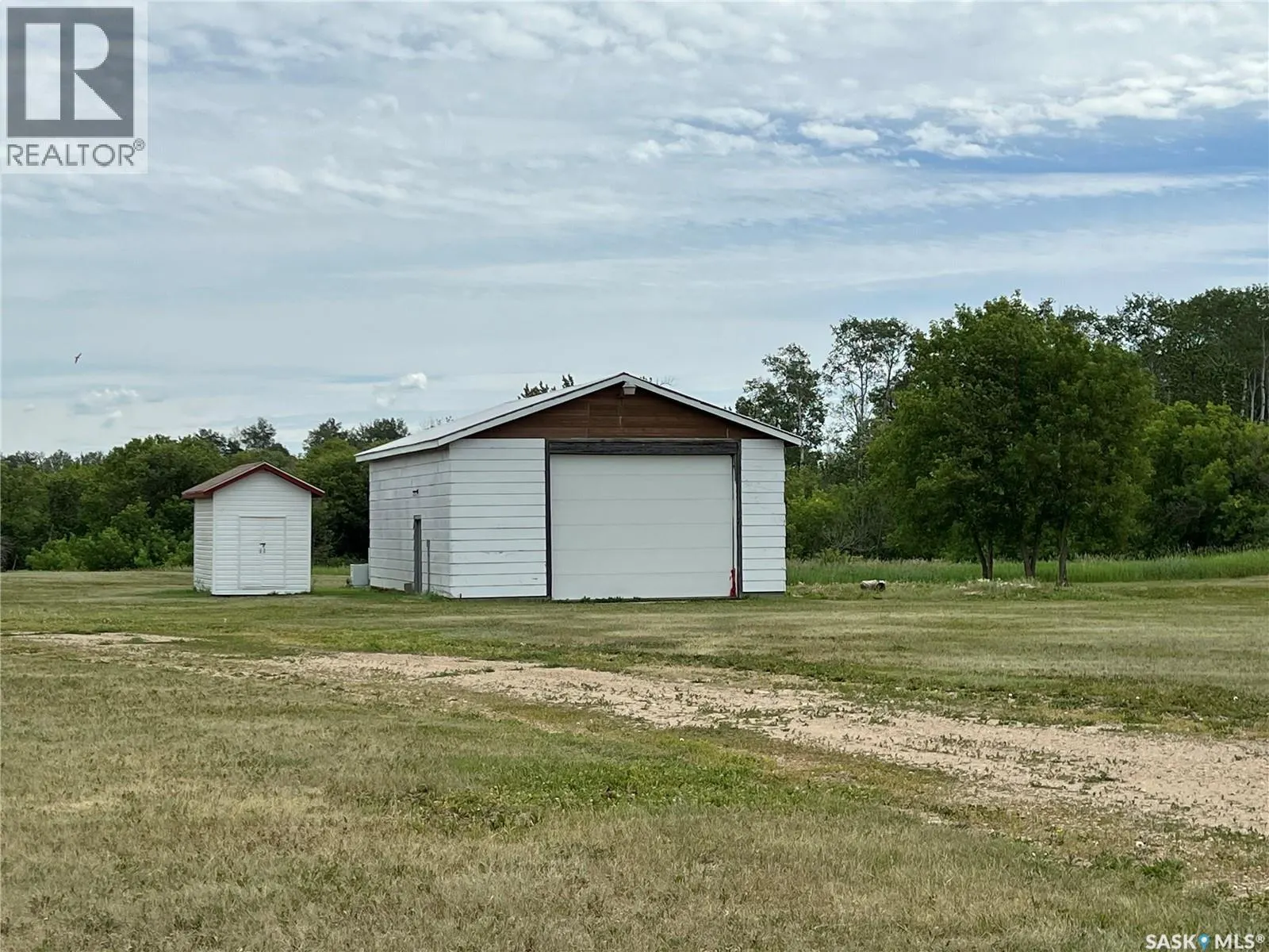 Hill Acreage