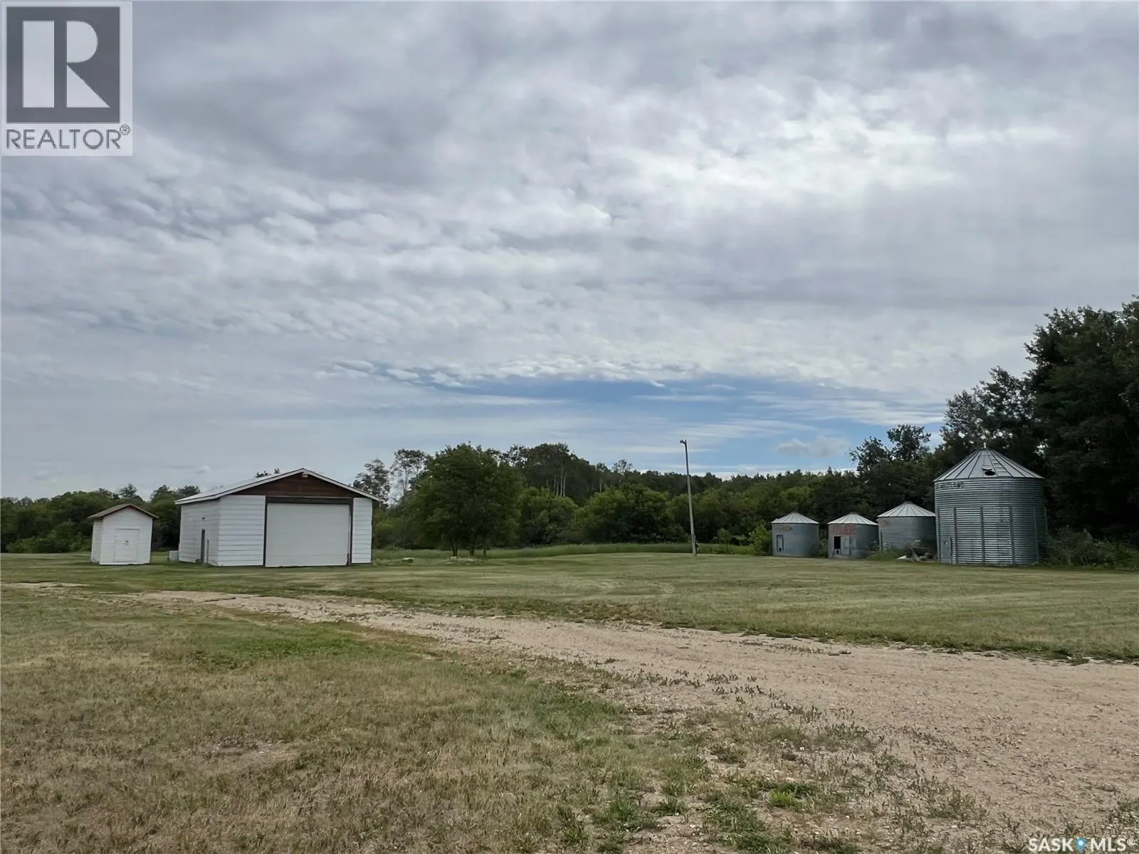 Hill Acreage