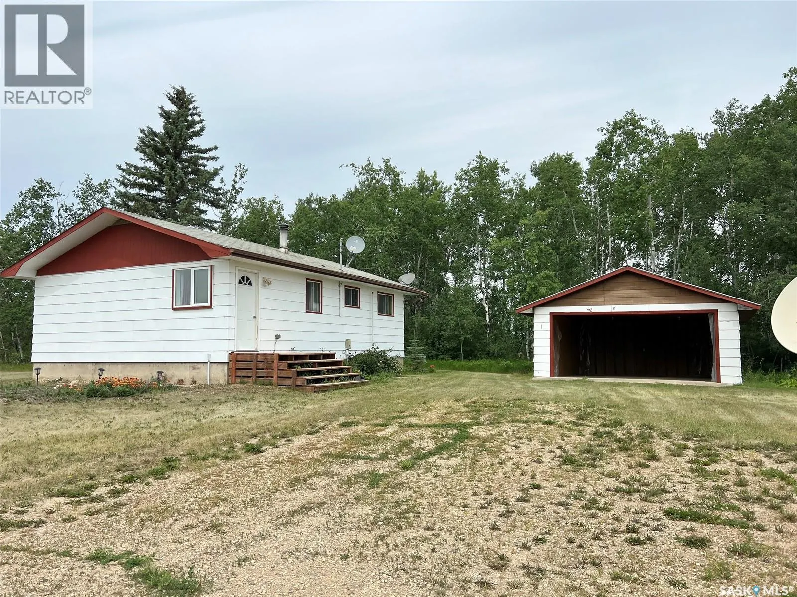 Hill Acreage