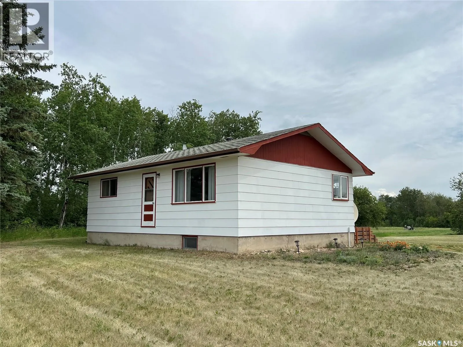 Hill Acreage