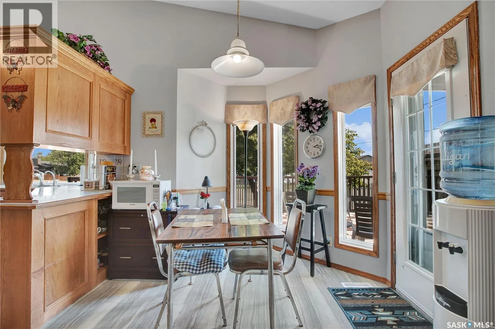 302 6th STREET
