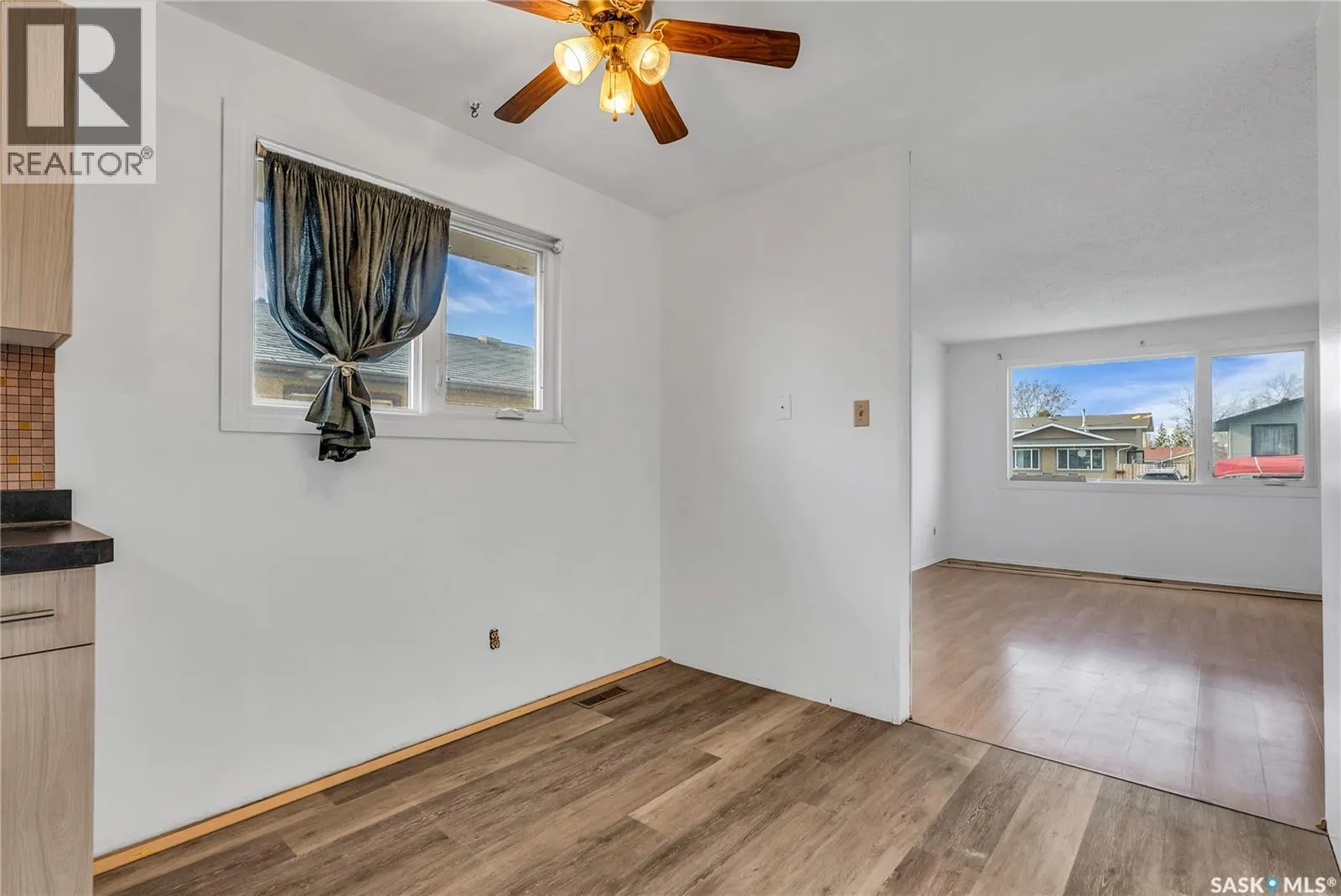 3205 33rd STREET W