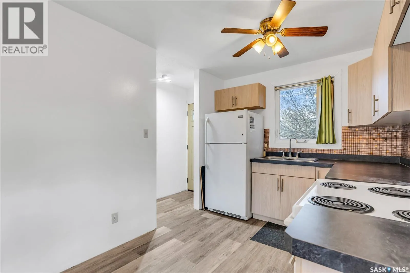 3205 33rd STREET W