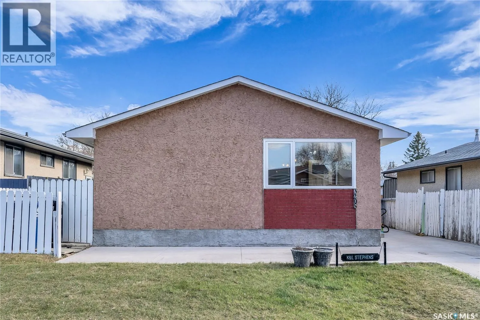 3205 33rd STREET W