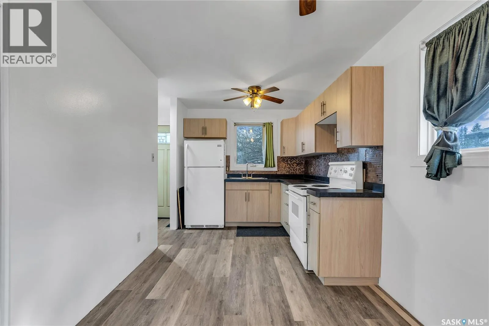 3205 33rd STREET W