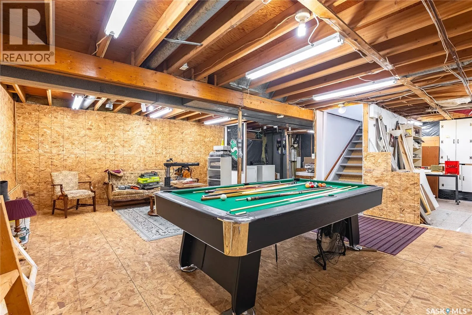 3205 33rd STREET W