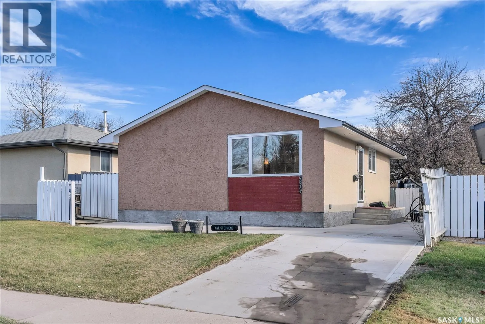 3205 33rd STREET W