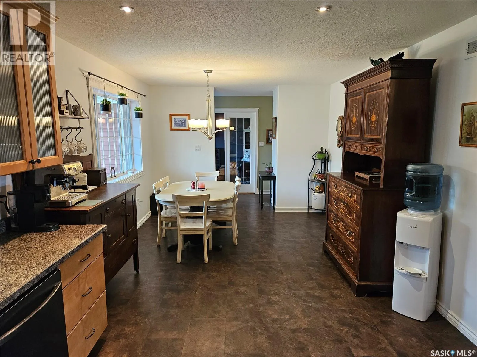Redvers South Acreage.