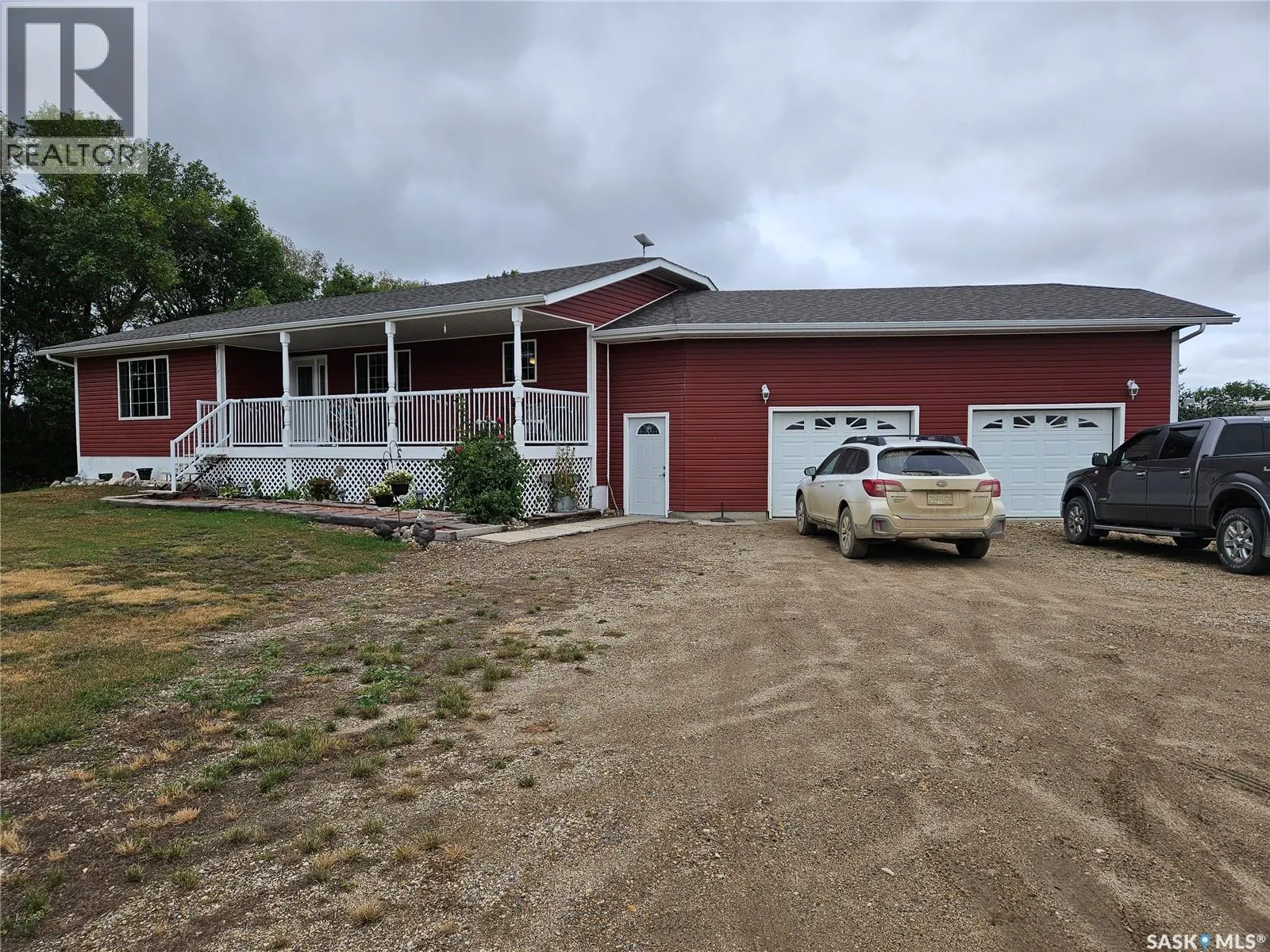 Redvers South Acreage.