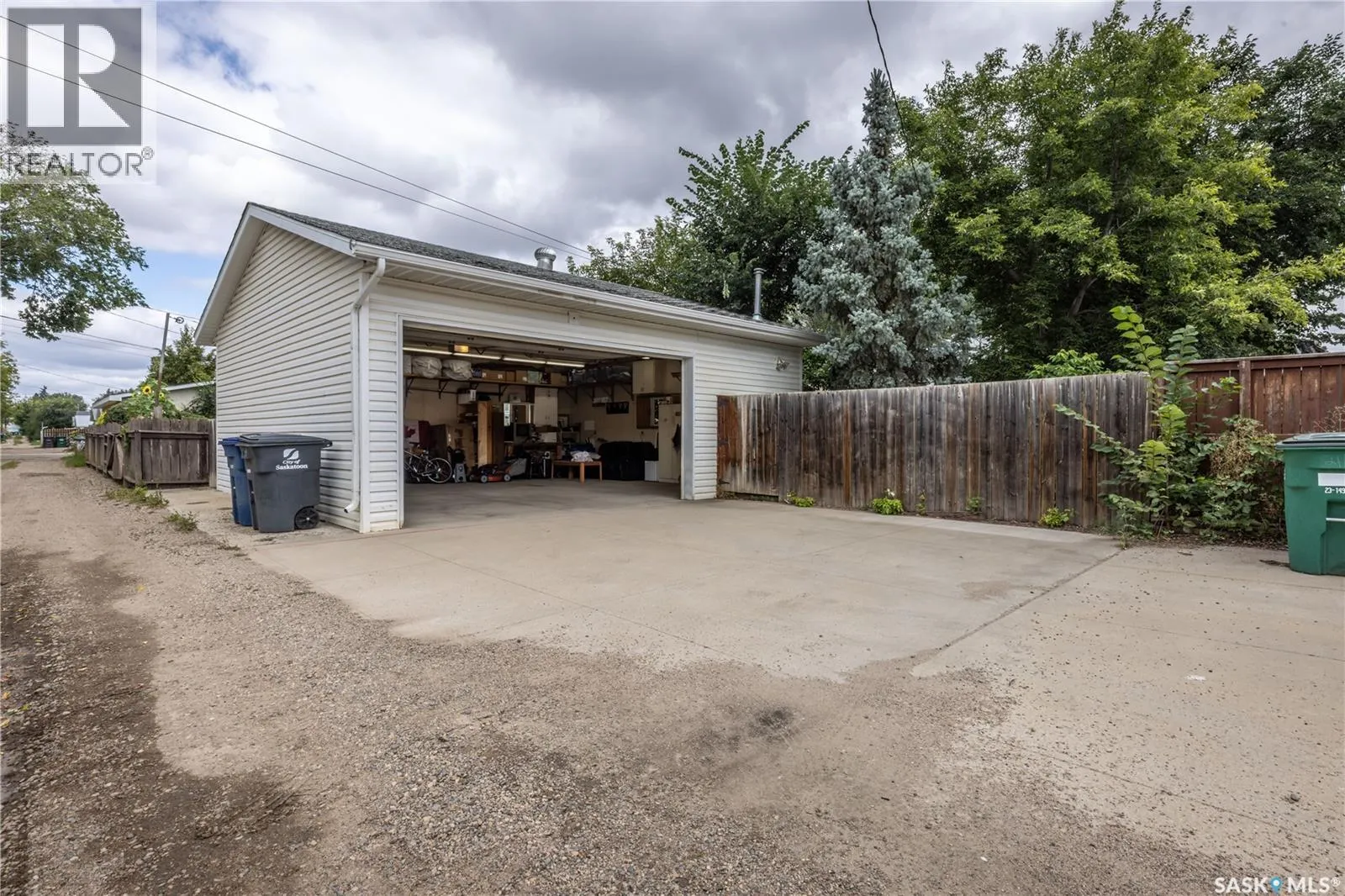 1209 L AVENUE S