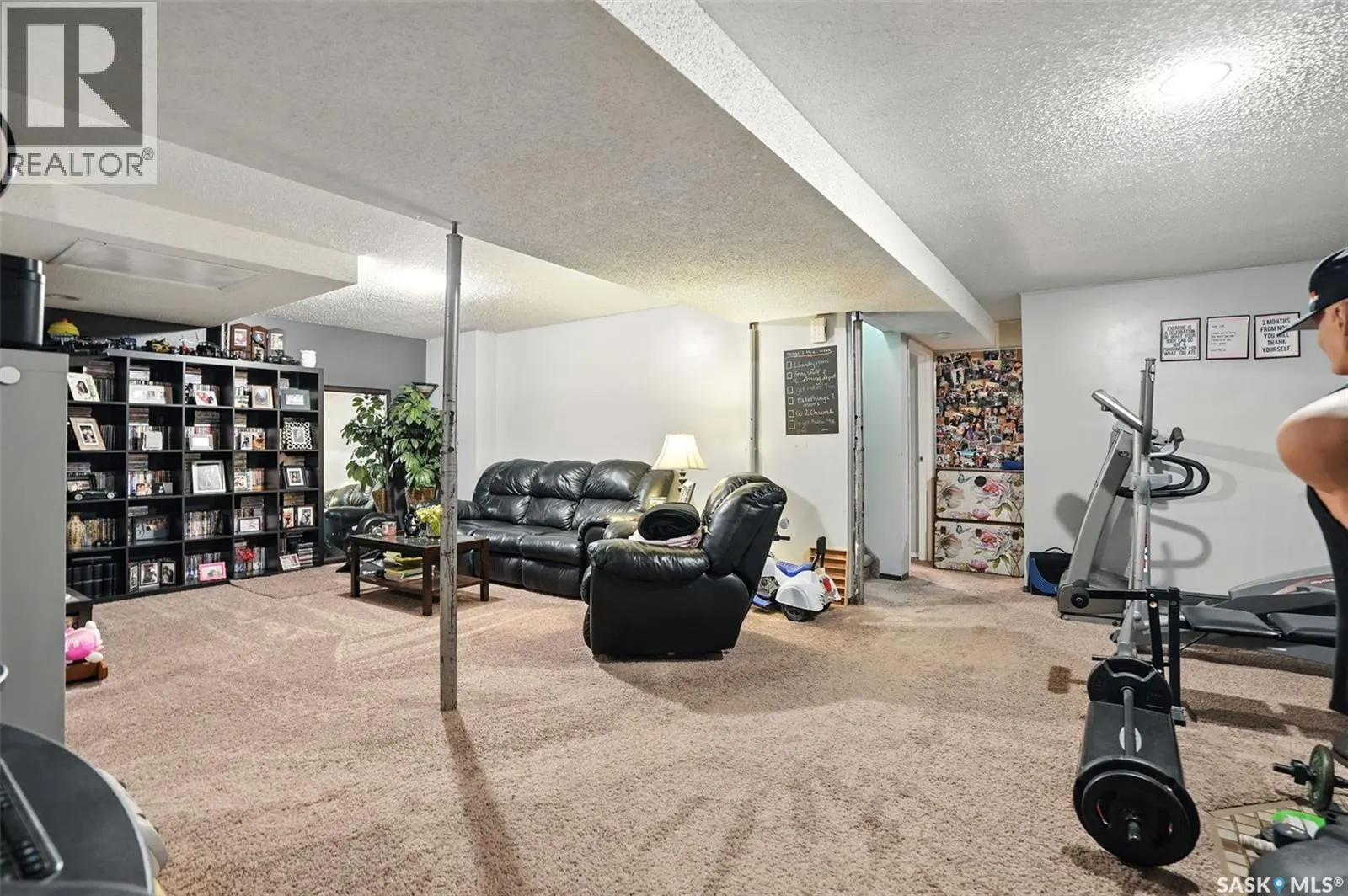 3714 Fairlight DRIVE