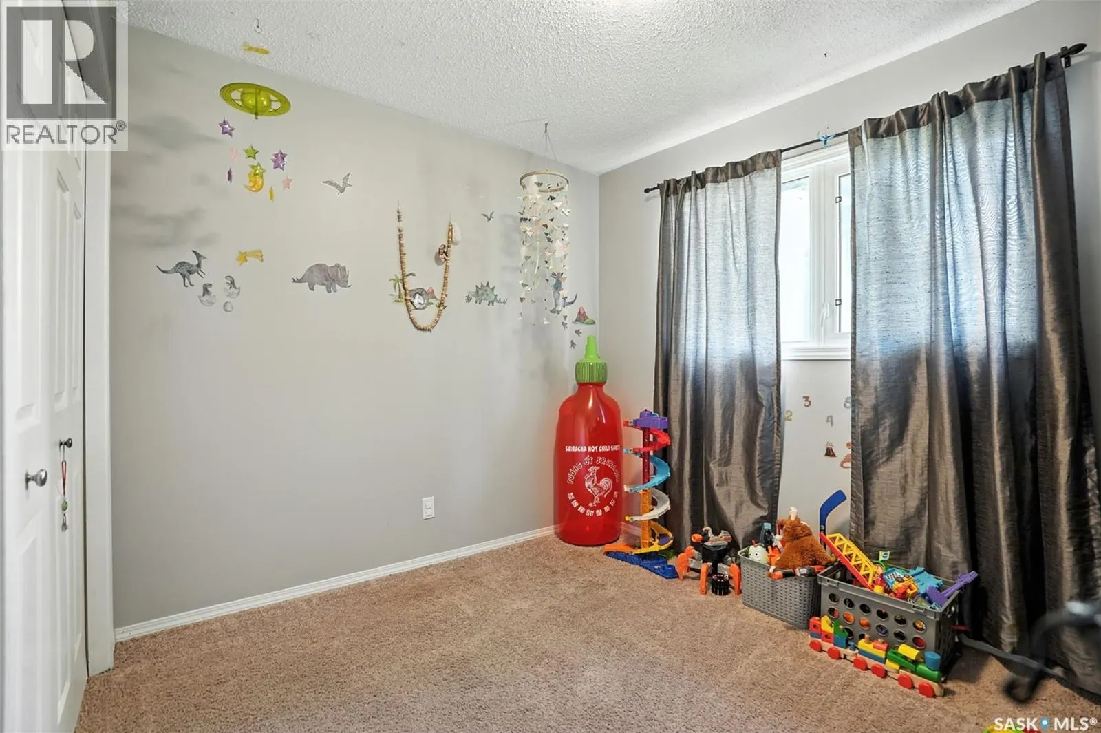 3714 Fairlight DRIVE
