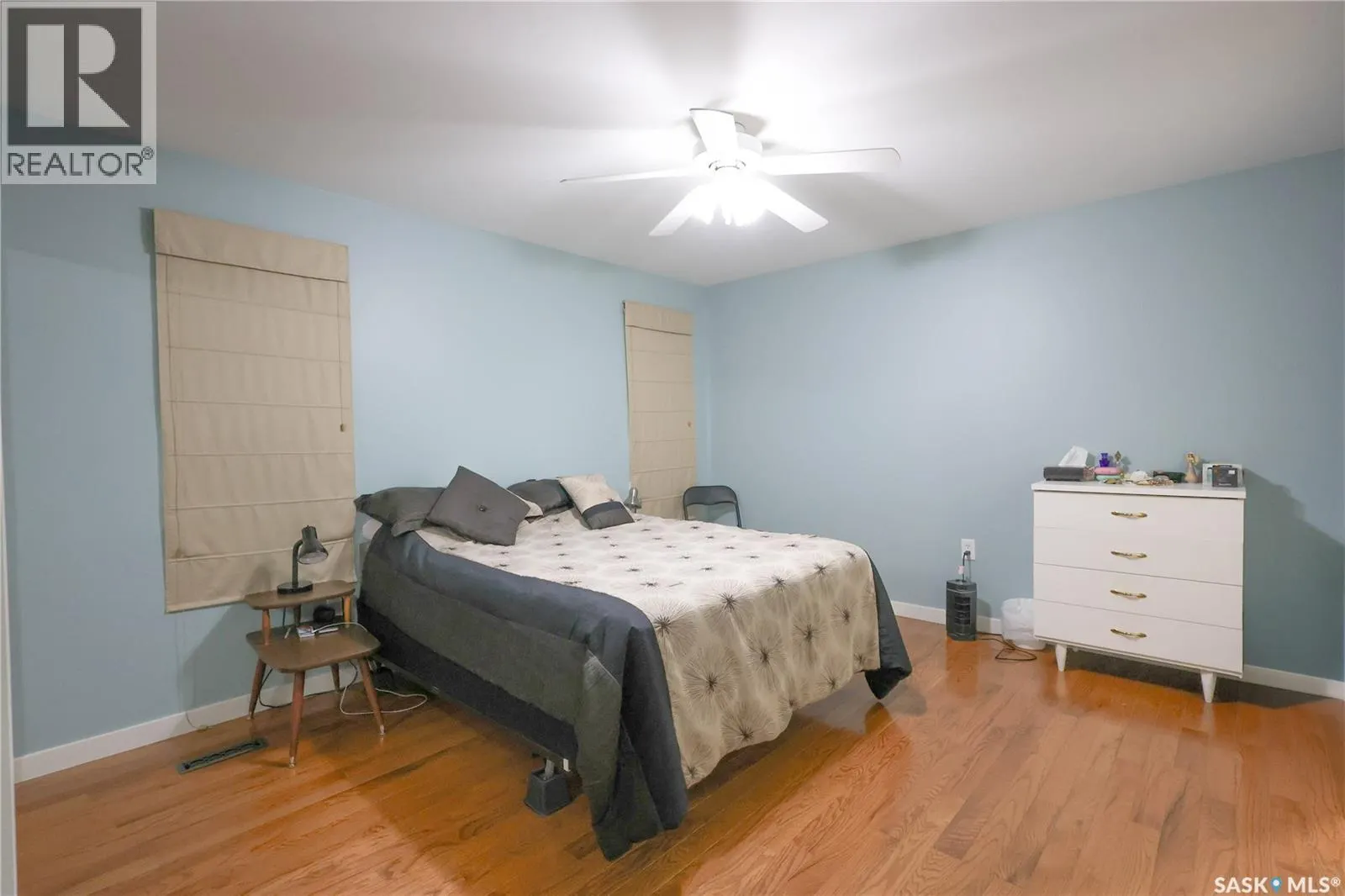 2 Poplar PLACE
