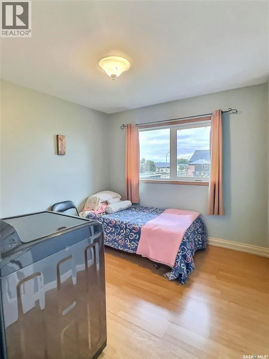 2 Poplar PLACE