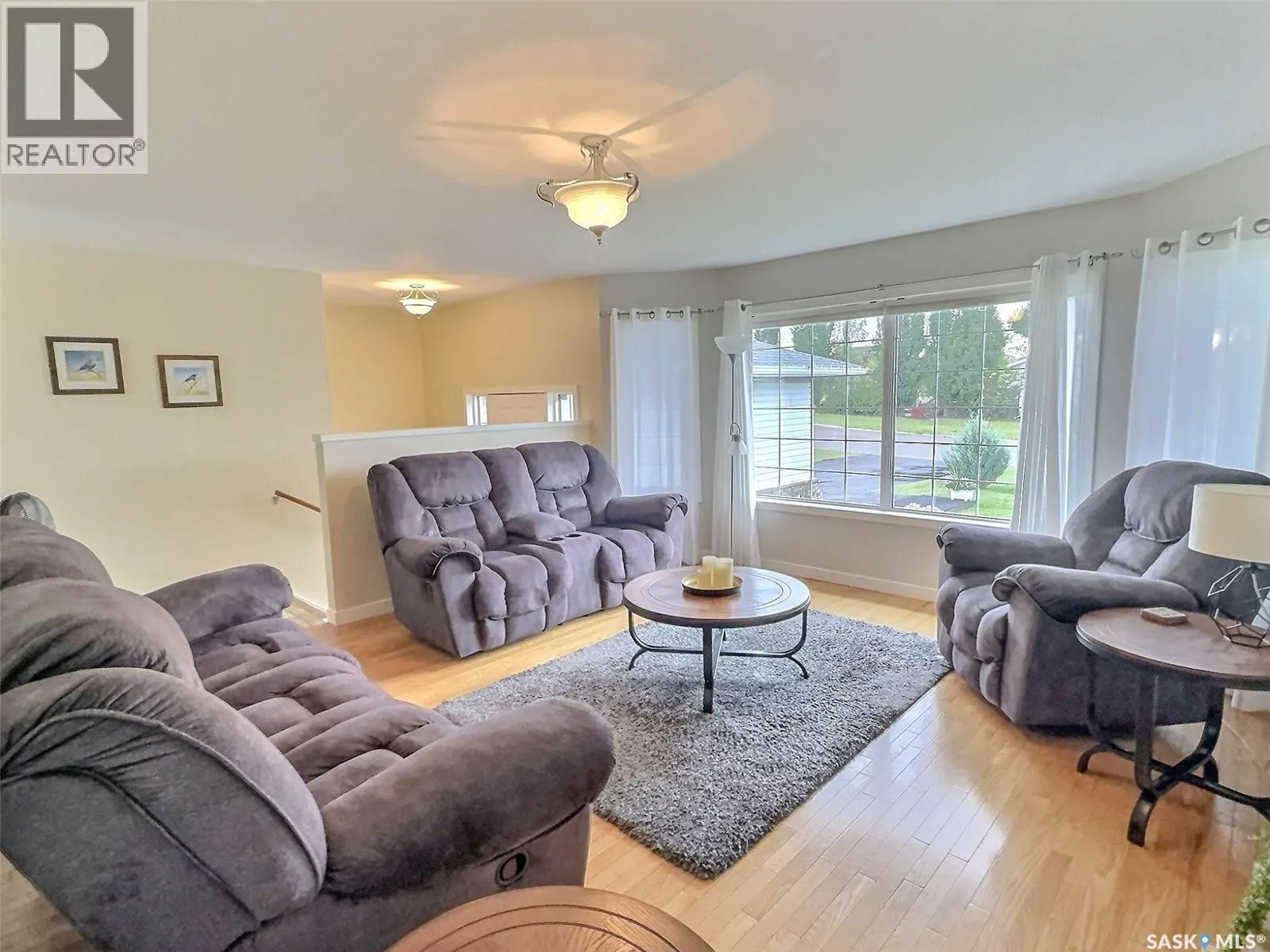 2 Poplar PLACE