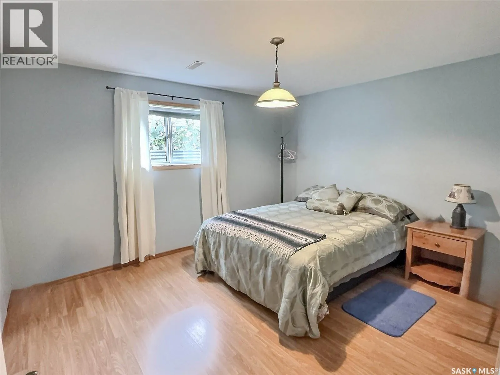 2 Poplar PLACE