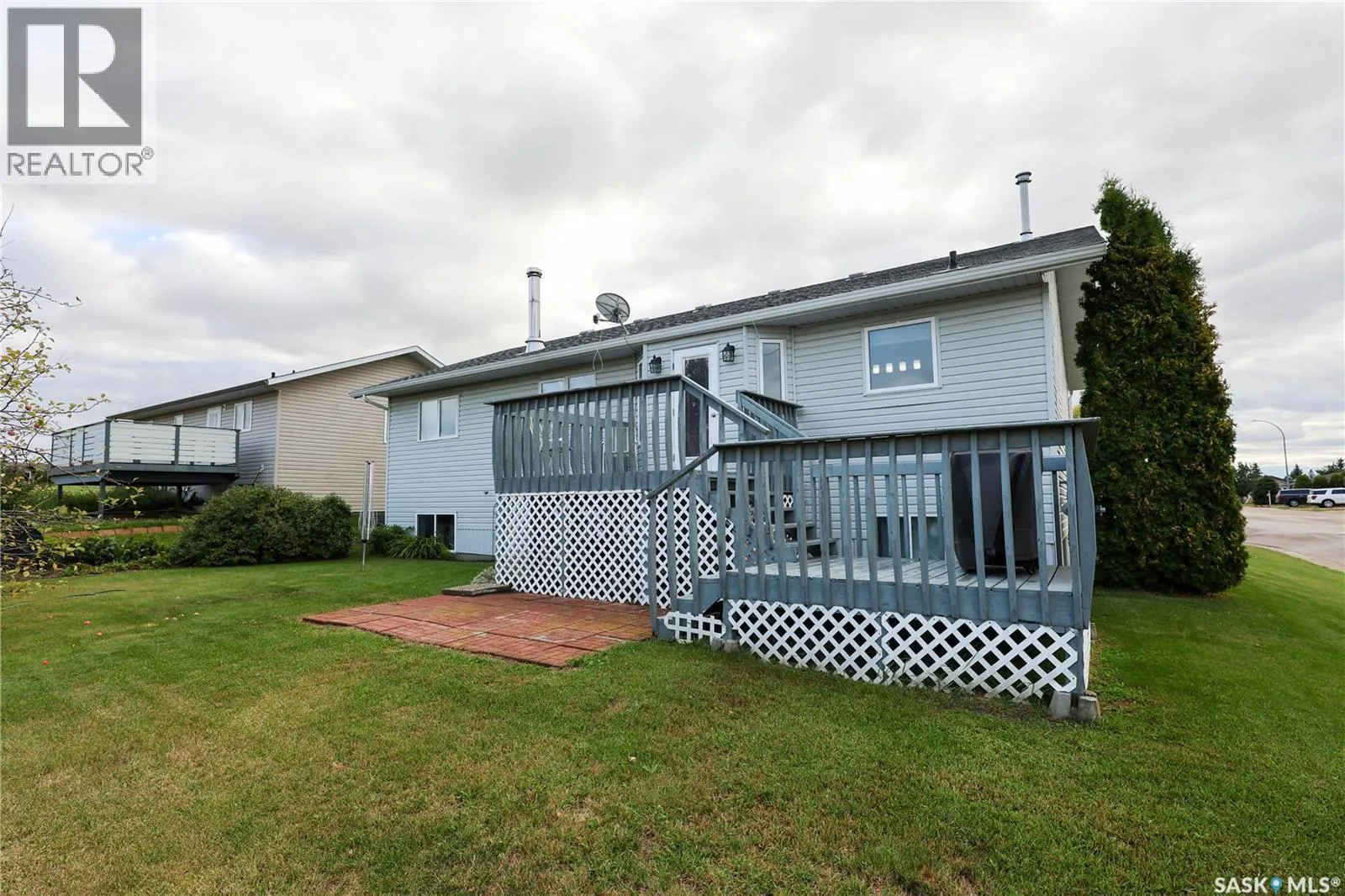 2 Poplar PLACE