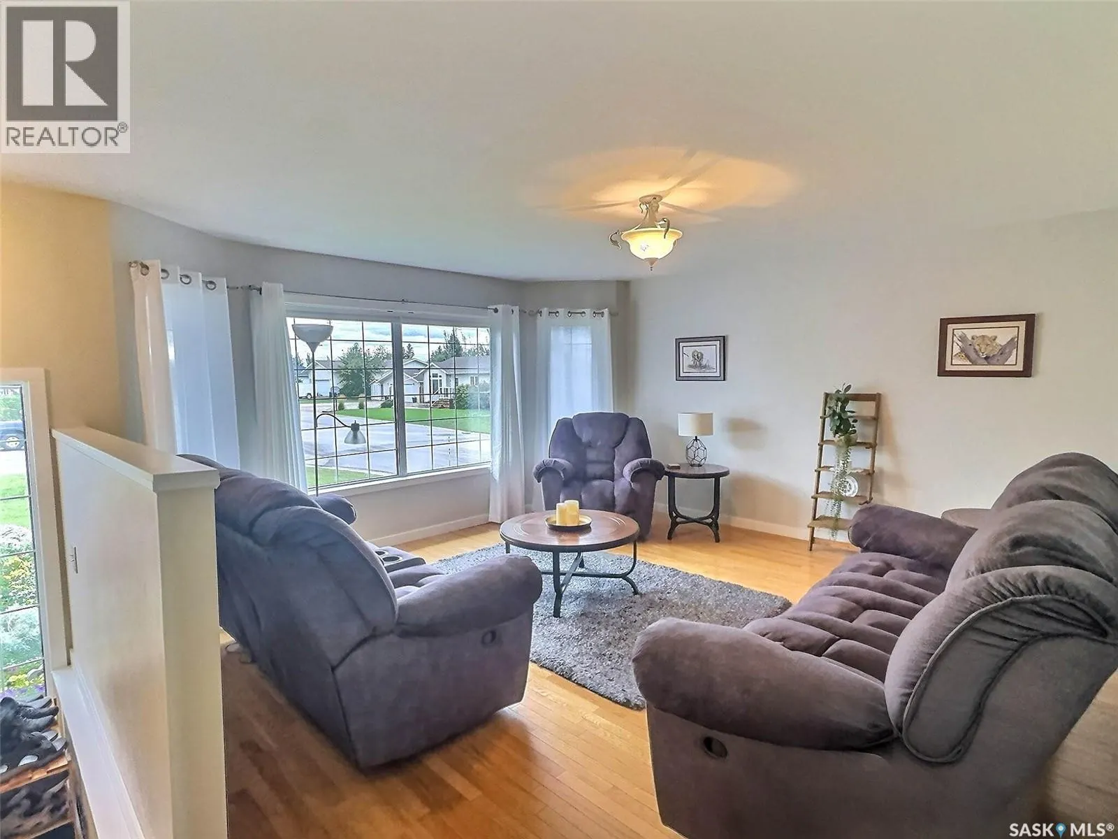 2 Poplar PLACE