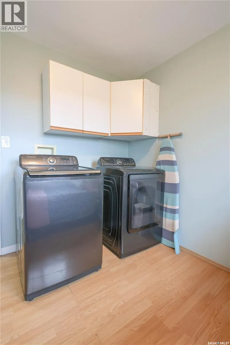 2 Poplar PLACE