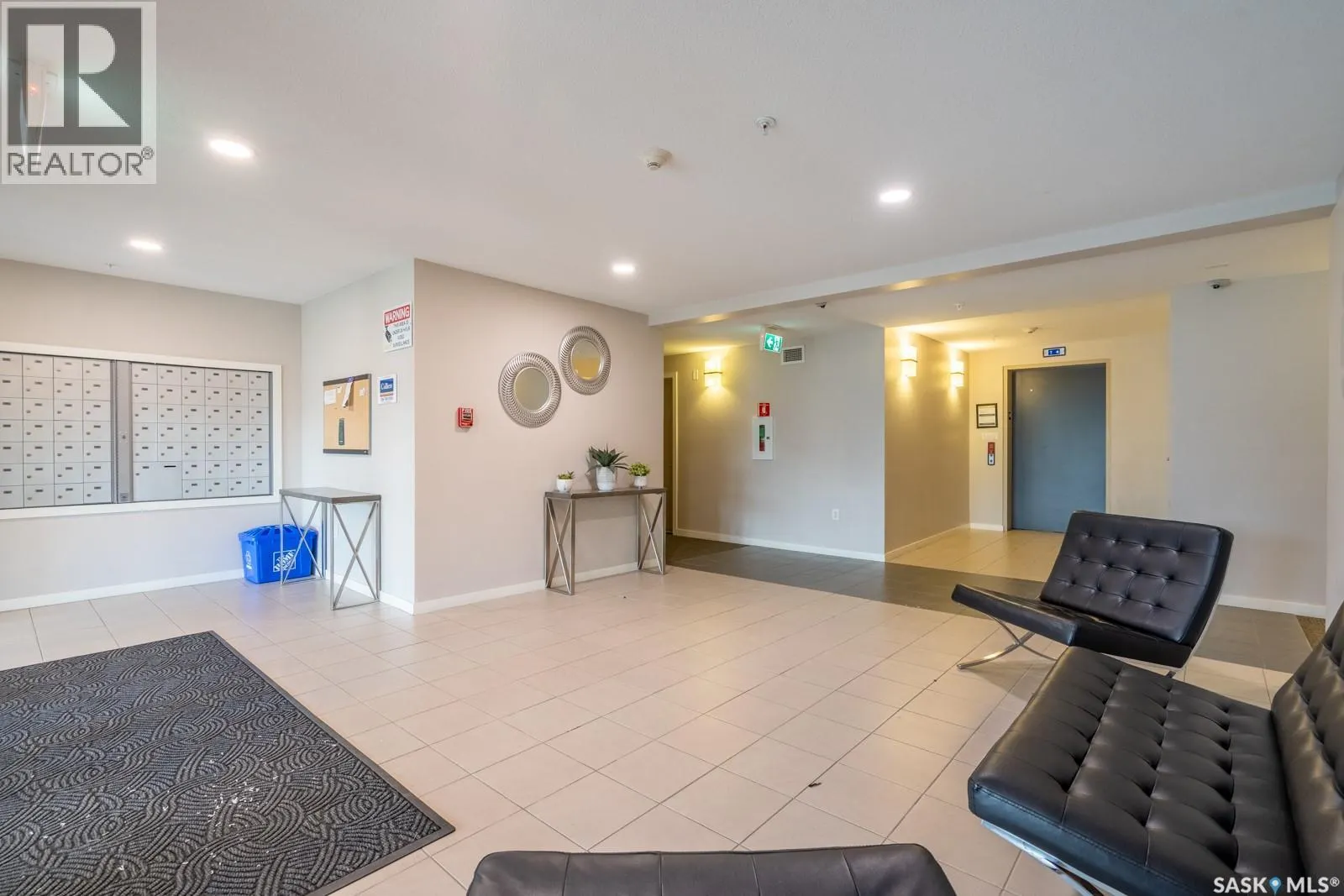 2320 5500 Mitchinson WAY