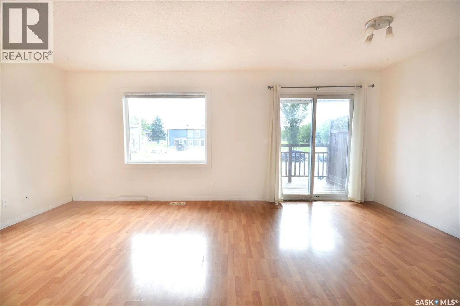 534-536 Reid WAY