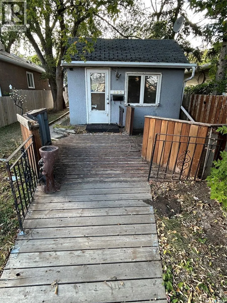 460 King STREET